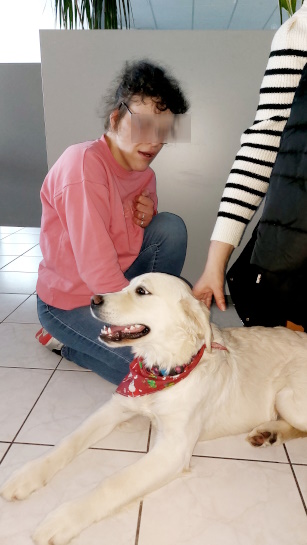 Chantal hartmann en intervention dans un centre pour handicapés